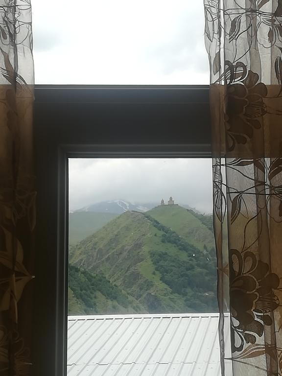 Nikoloz Guesthouse Kazbegi Εξωτερικό φωτογραφία