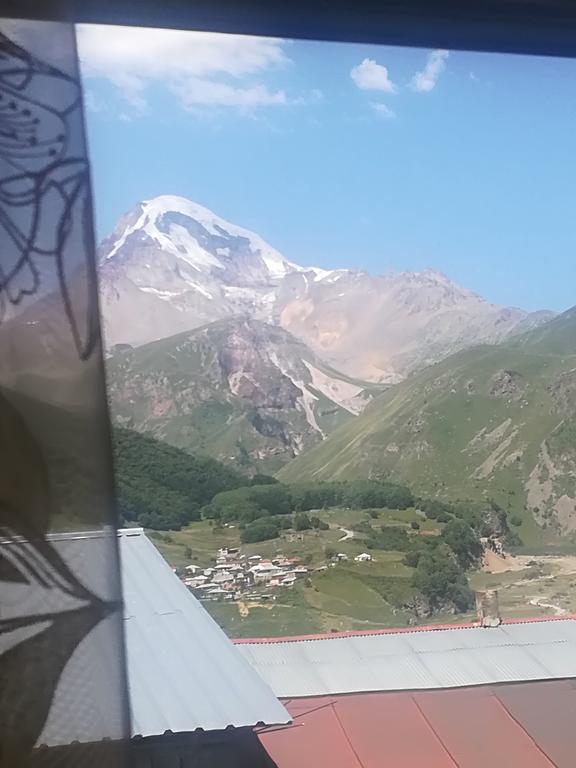 Nikoloz Guesthouse Kazbegi Εξωτερικό φωτογραφία