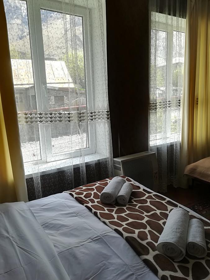 Nikoloz Guesthouse Kazbegi Εξωτερικό φωτογραφία